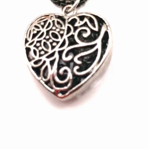 Gothic Metal Silver Tone Filgree Heart Pendant- 22" - Picture 8 of 8